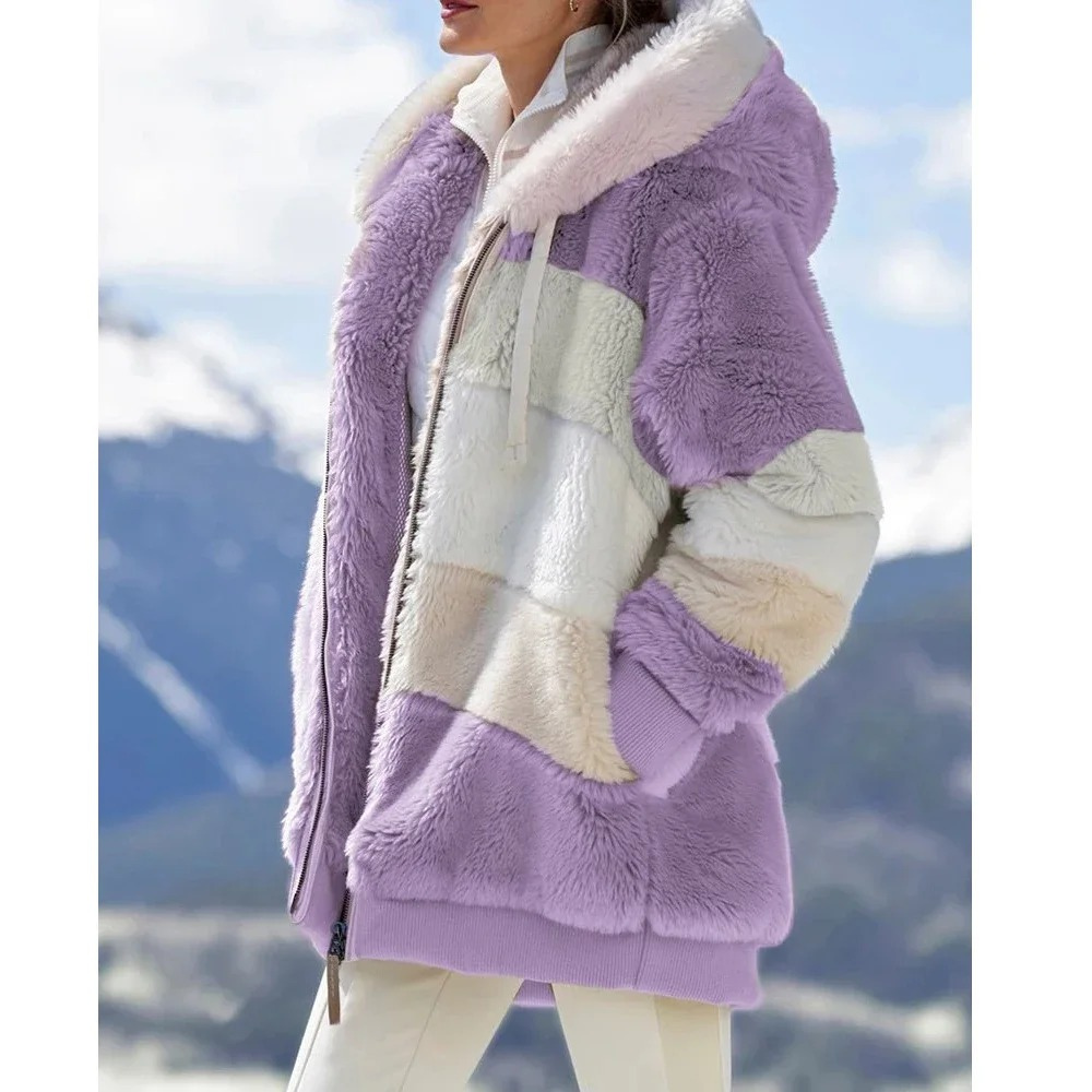 Women's Colorblock Teddy Jacket detail