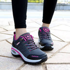 Women's Low-Top Orthopedic Lace-Up Sneakers