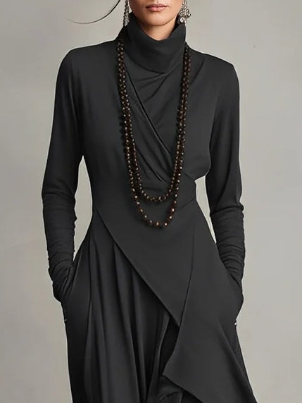 Marilyn Elegant Maxi Dress Detail