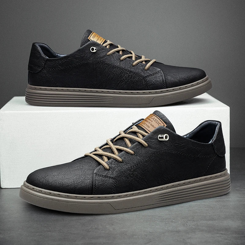 Men's Low-Top Lace-Up Sneakers - Black