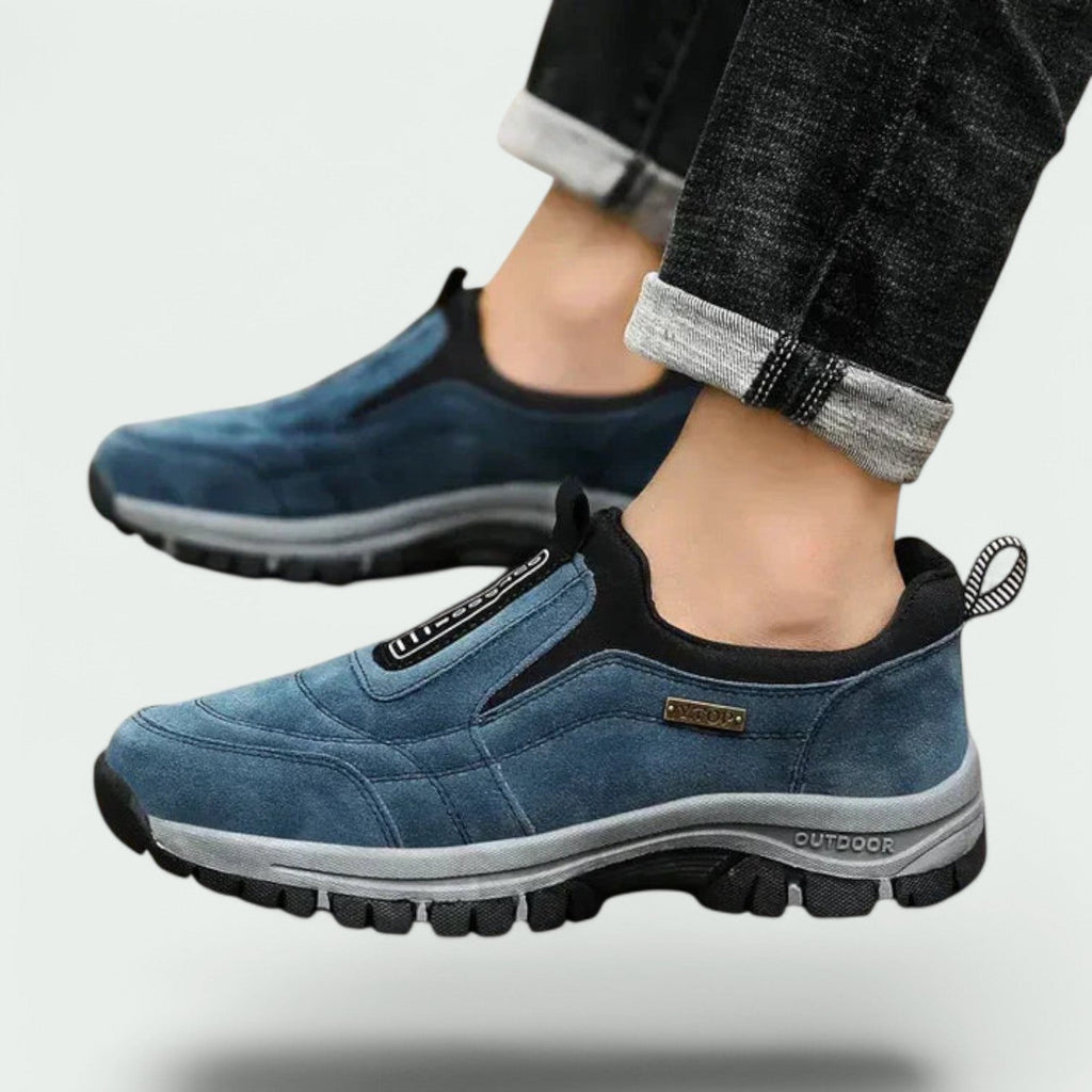 Men's slip-on suede sneakers - sole