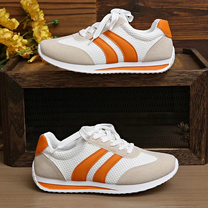 Men's lace-up low-top sneakers in purple - side
